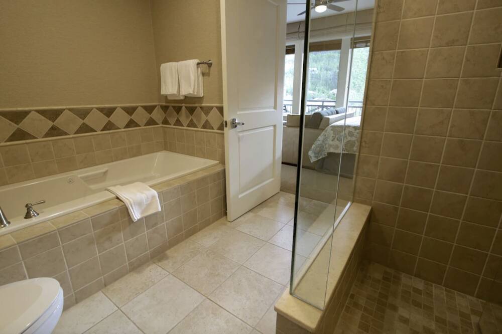 Photo of Bathroom in Beaver Creek