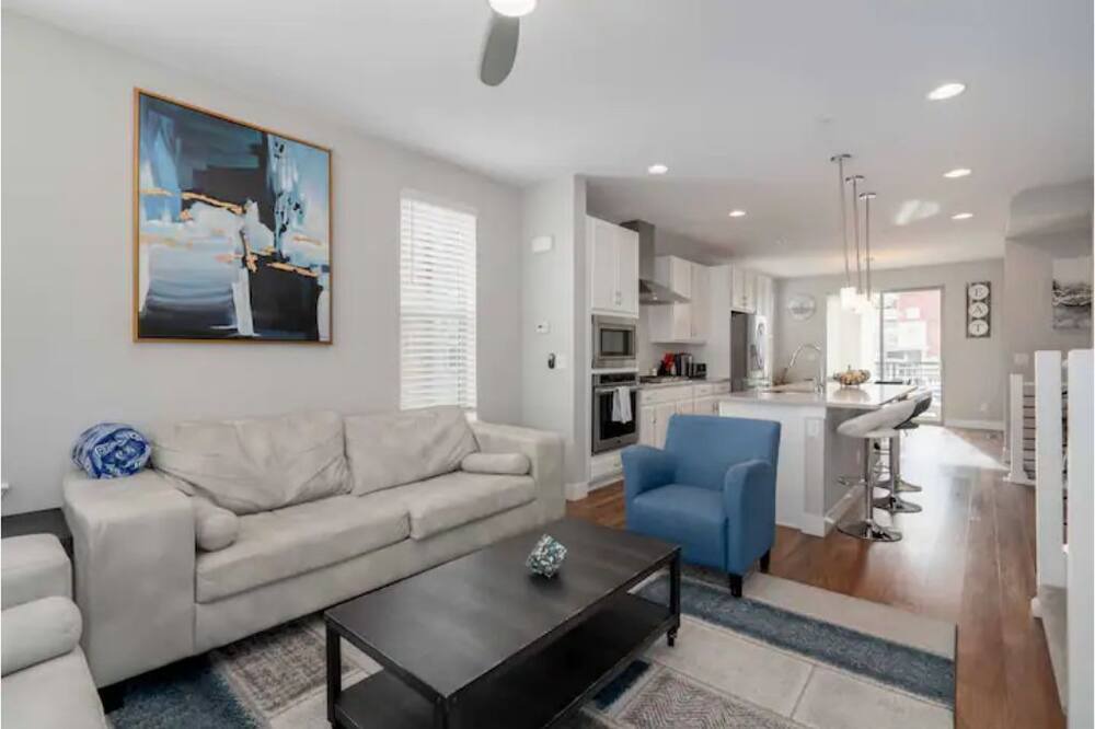 Photo of Livingroom in Northfield