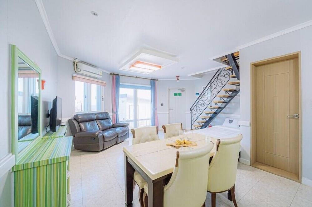 Photo of Bedroom in Kungnong