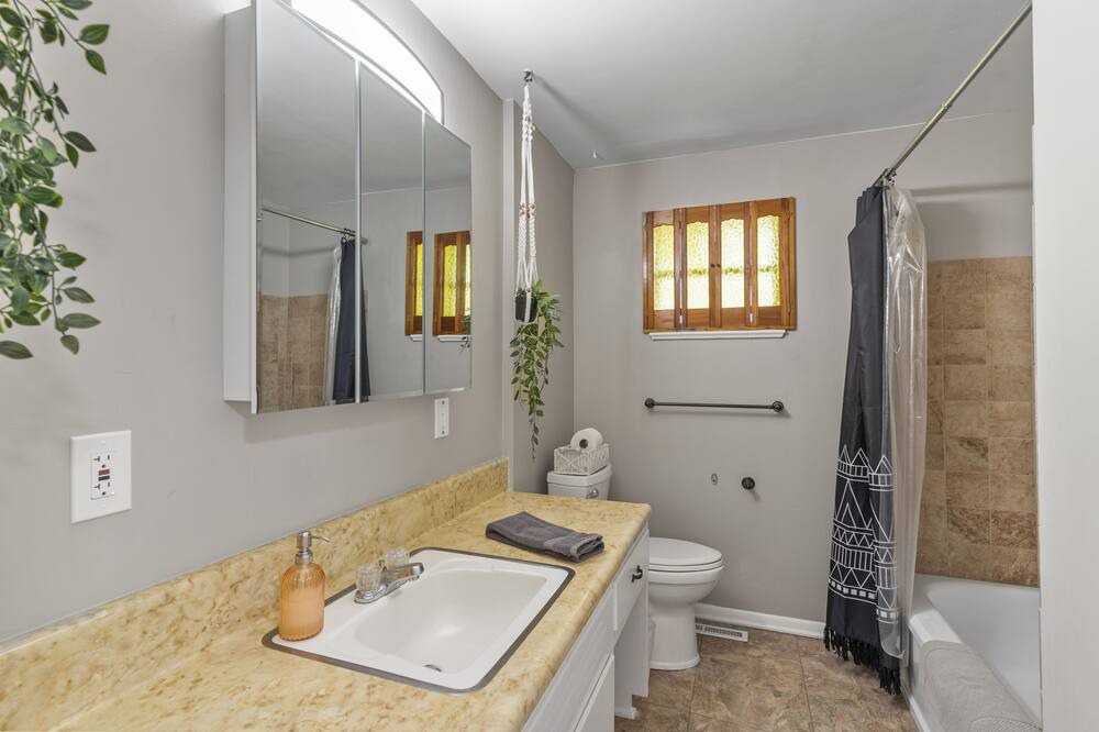 Photo of Bathroom in South Westminster