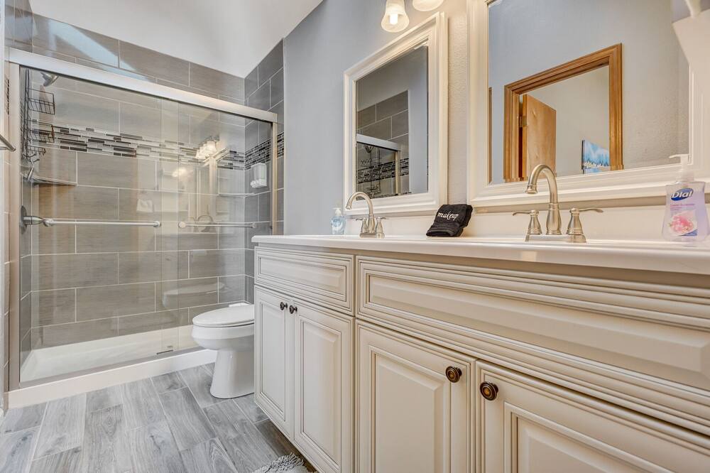 Photo of Bathroom in Briargate