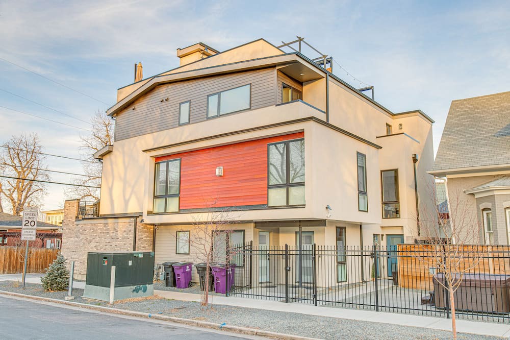 Photo of Outdoor in Sunnyside