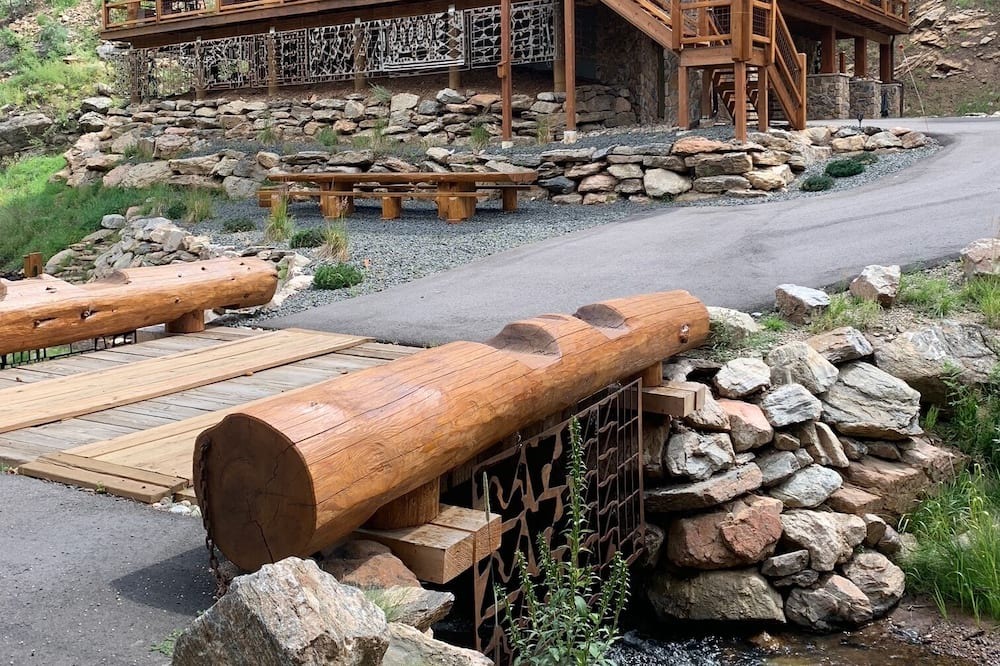 Photo of Outdoor in Pine