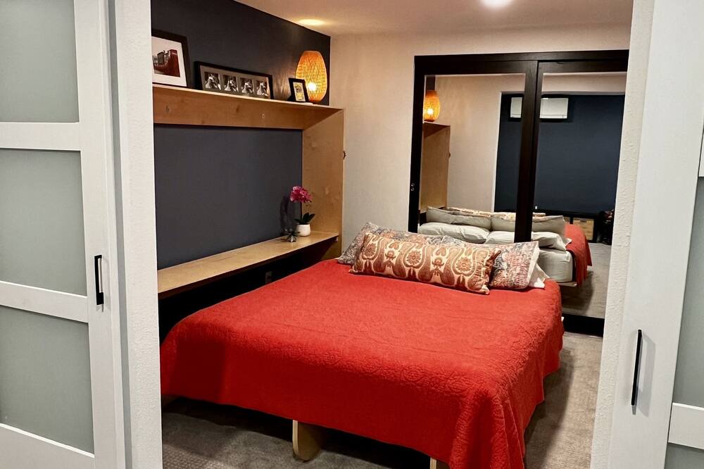Photo of Bedroom in Louisville