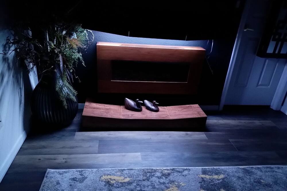 Photo of Livingroom in Columbine Valley