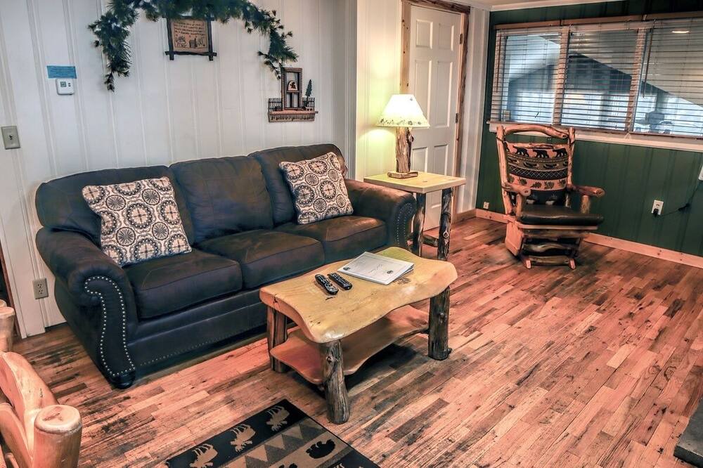 Photo of Livingroom in Estes Park