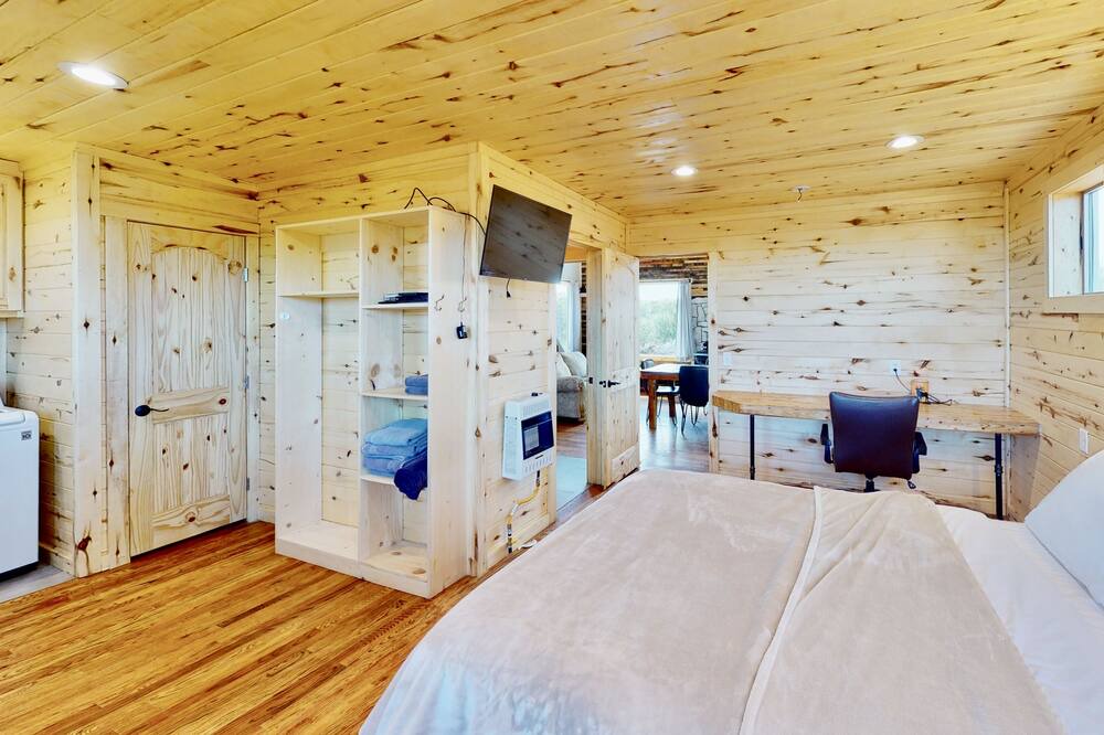 Photo of Bedroom in La Sal