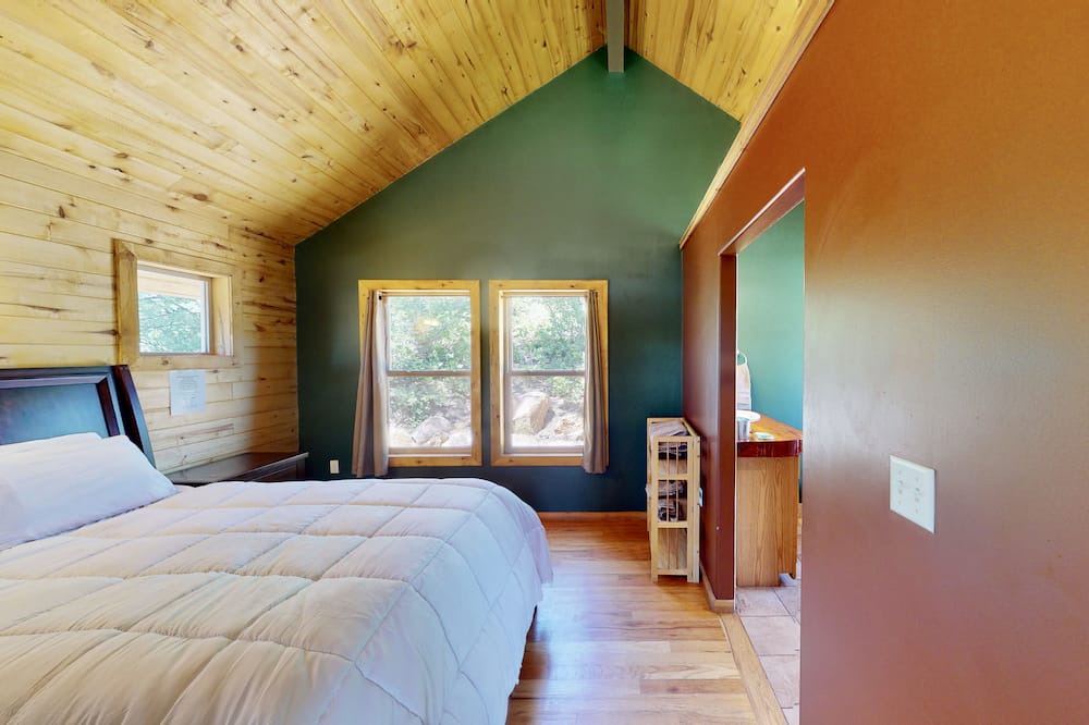Photo of Bedroom in La Sal