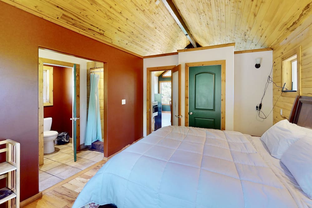 Photo of Bedroom in La Sal