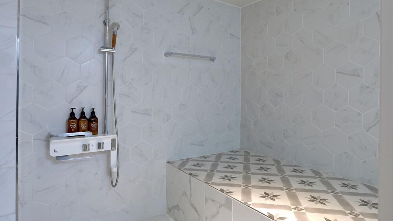 Photo of Bathroom in Sinamdong