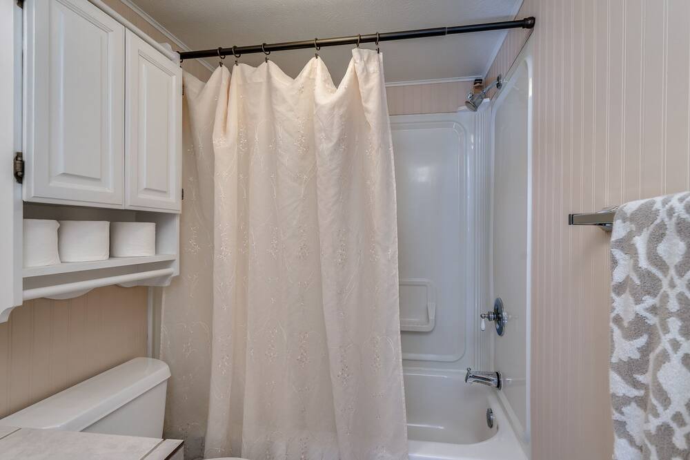 Photo of Bathroom in Skyway
