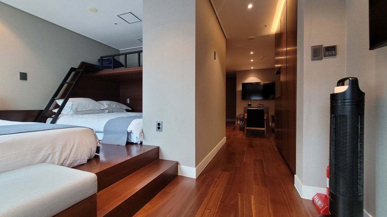 Photo of Bedroom in Gwanghui-dong
