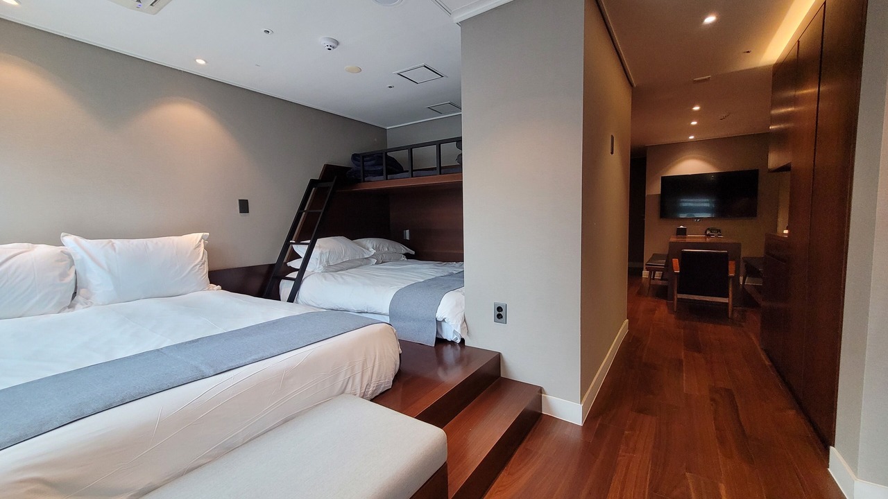 Photo of Bedroom in Gwanghui-dong