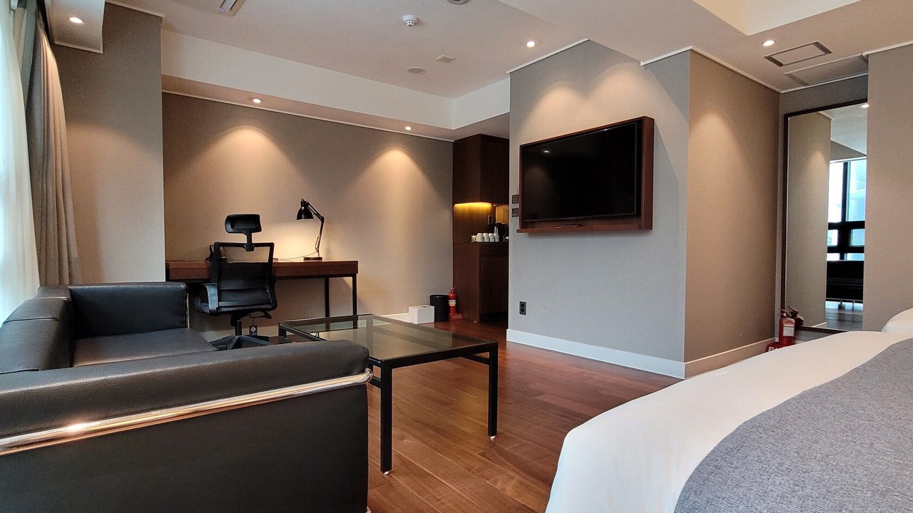 Photo of Bedroom in Gwanghui-dong