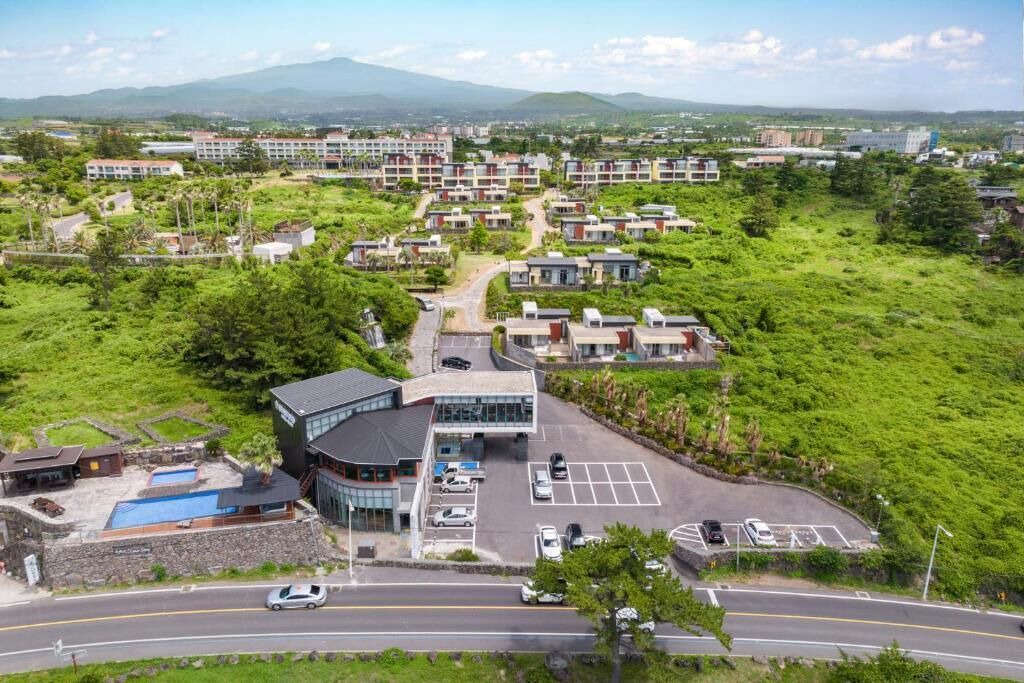 Photo of Outdoor in Aewol