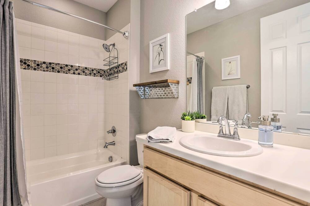 Photo of Bathroom in Littleton