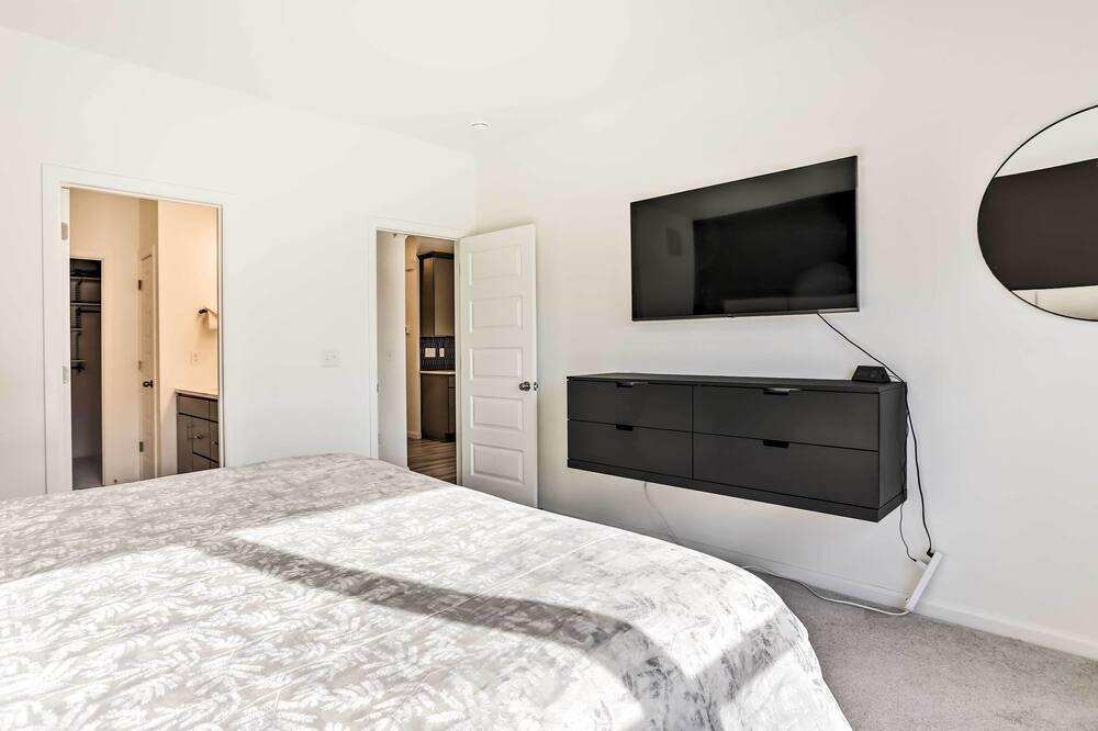 Photo of Bedroom in Parker