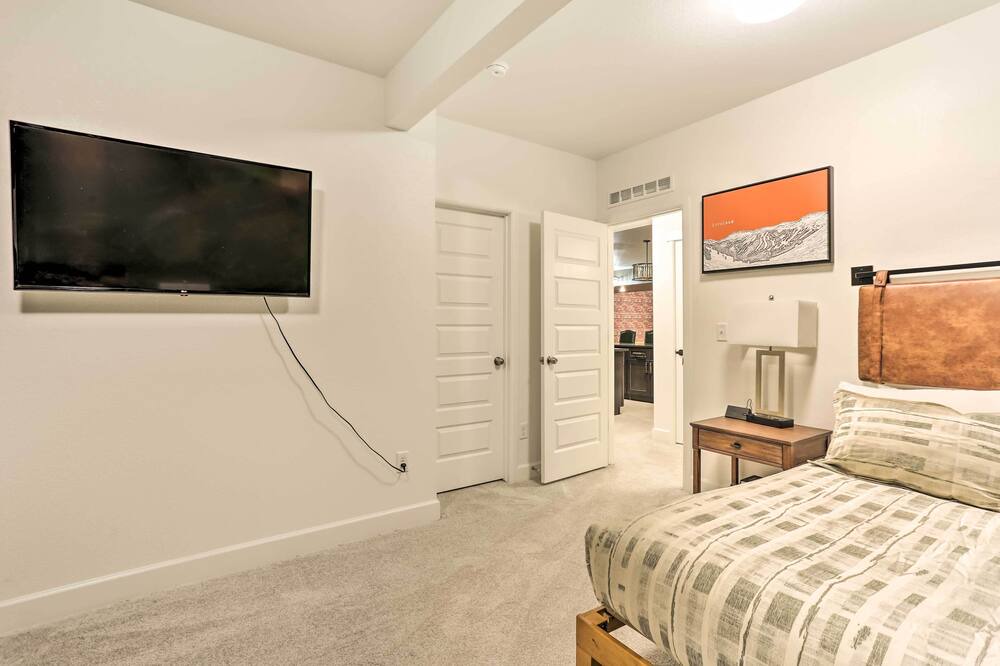Photo of Bedroom in Parker