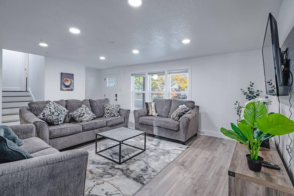 Photo of Bedroom in Alta Vista Area