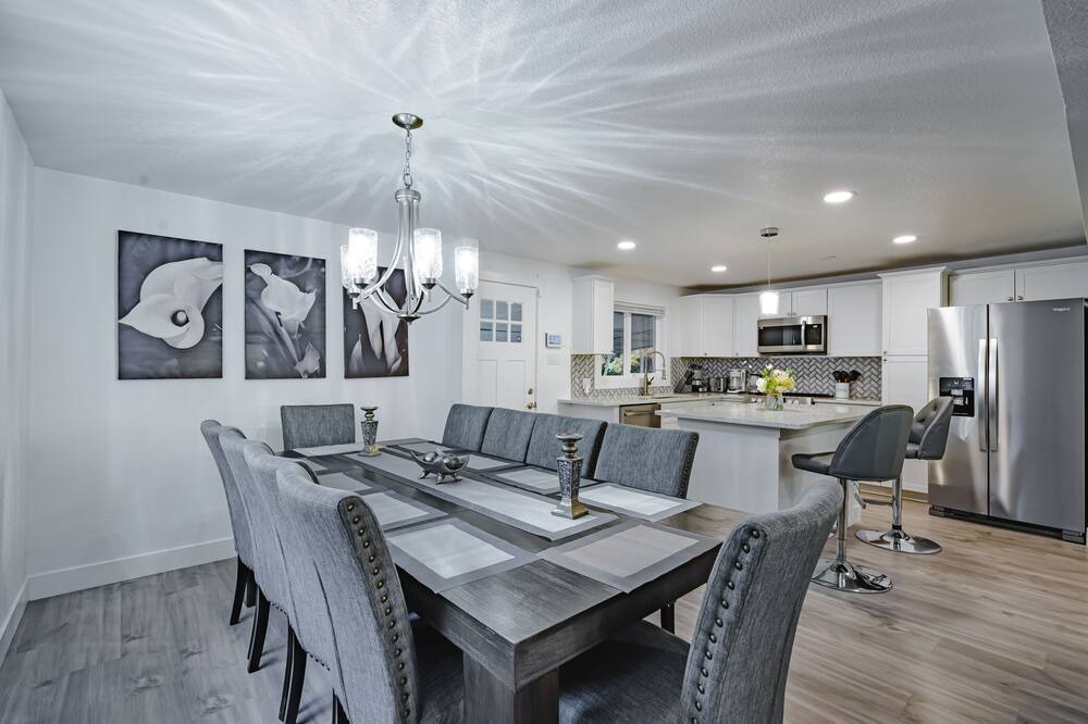 Photo of Livingroom in Alta Vista Area