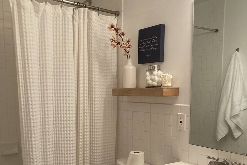 Photo of Bathroom in Sloan Lake