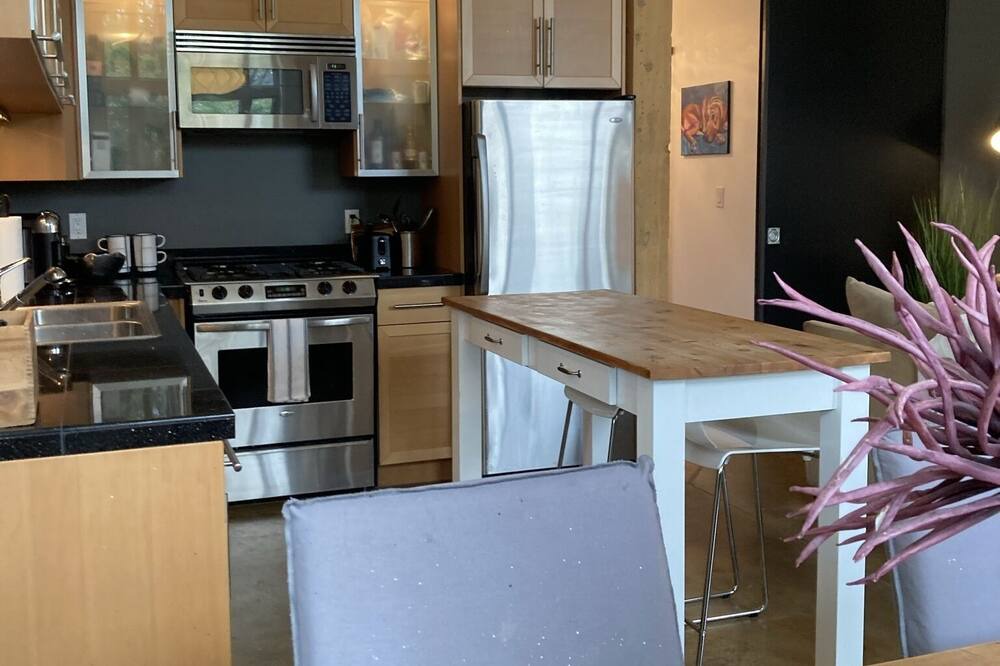 Photo of Kitchen in Sloan Lake