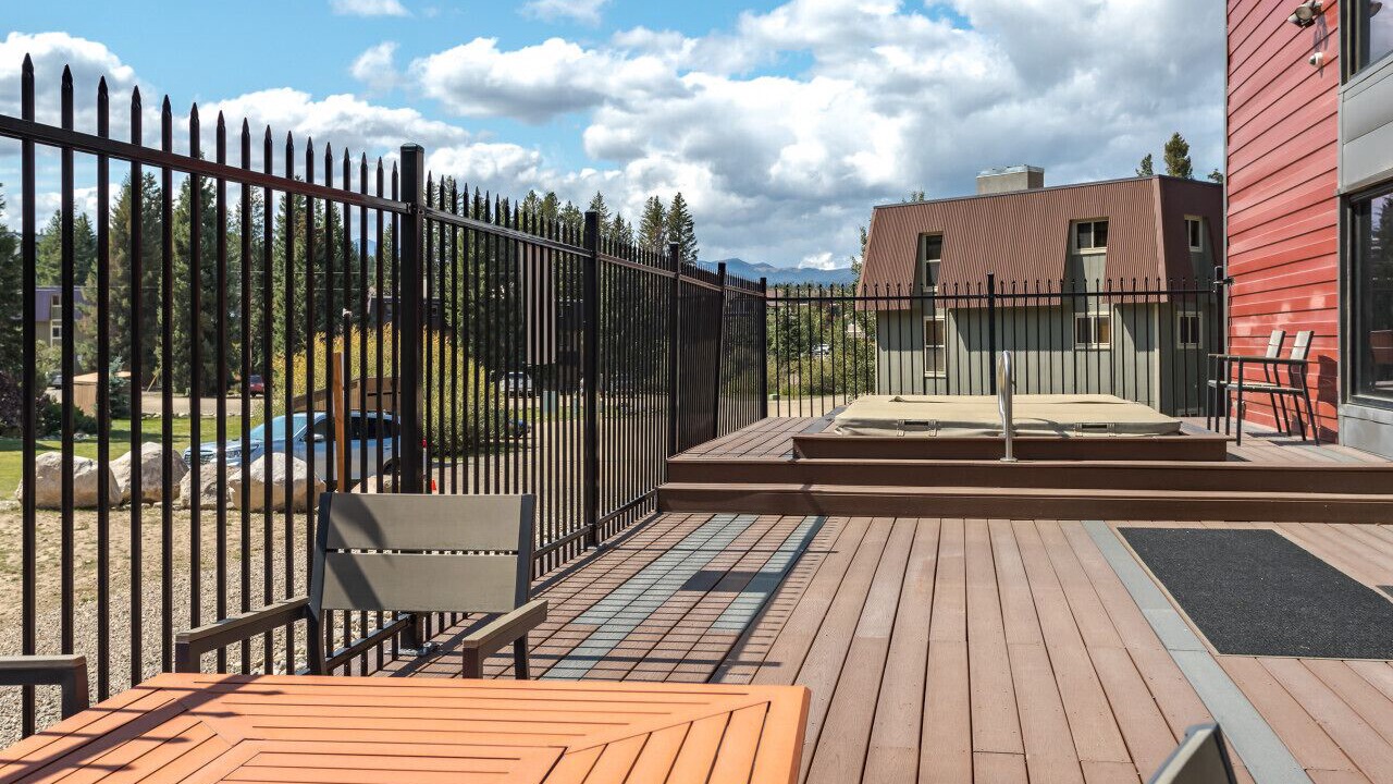 Photo of Outdoor in Rendezvous