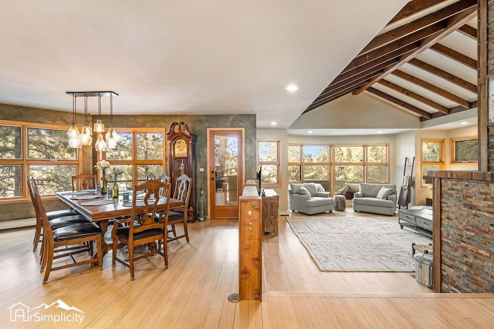 Photo of Bedroom in Kerr Gulch