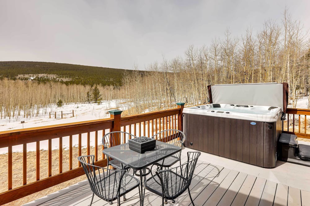 Photo of Outdoor in Warm Springs