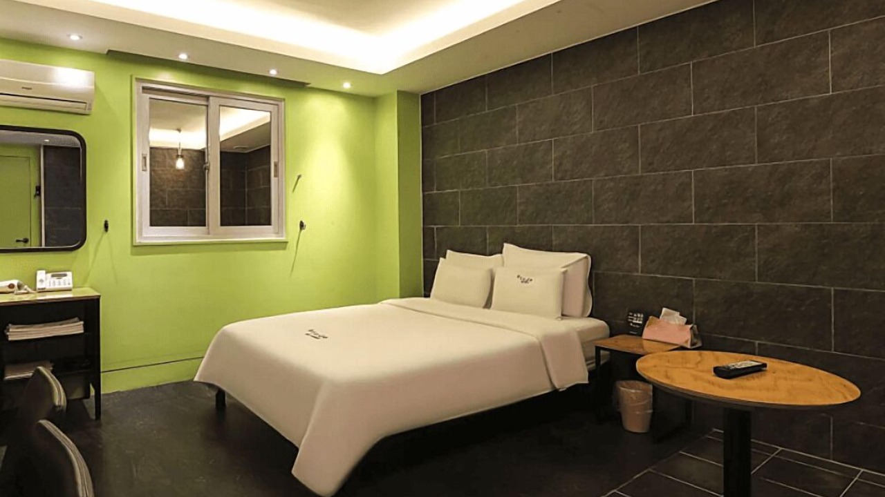 Photo of Bedroom in Samsan-dong