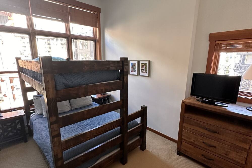 Photo of Bedroom in Copper Mountain