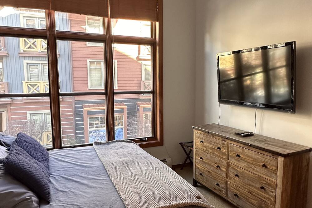 Photo of Bedroom in Copper Mountain