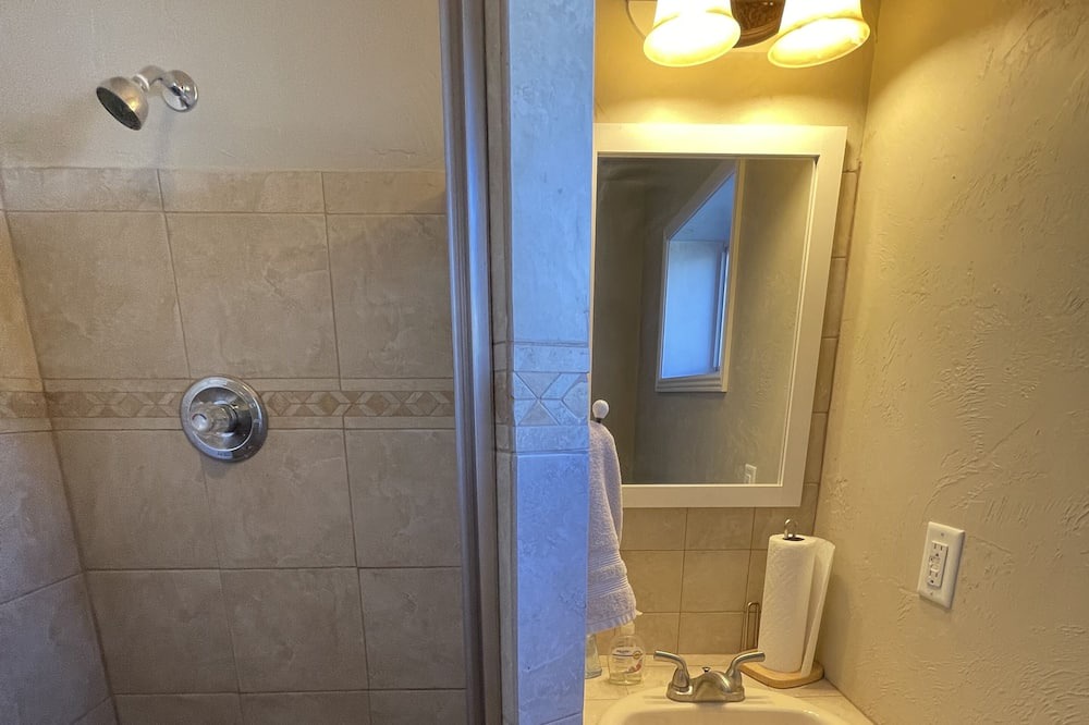 Photo of Bathroom in Meeker