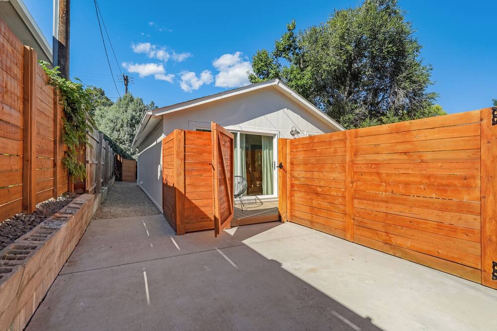 Photo of Outdoor in Broadmoor