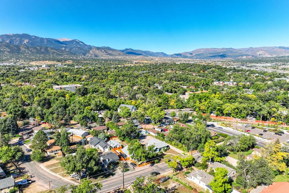 Photo of Outdoor in Broadmoor