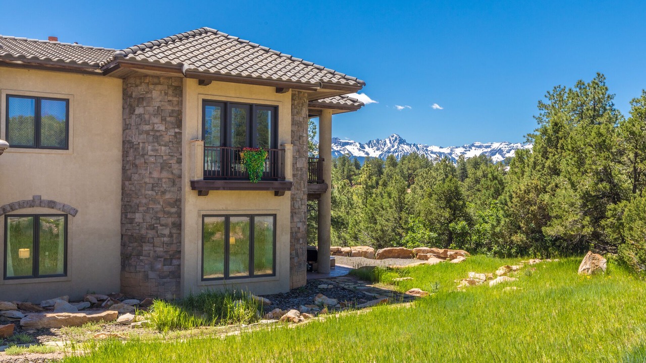 Photo of Outdoor in Loghill Village