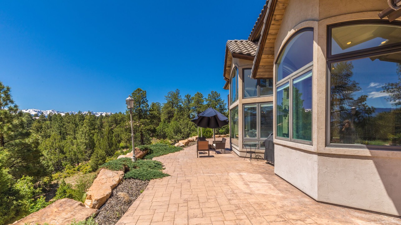Photo of Patio Balcony in Loghill Village