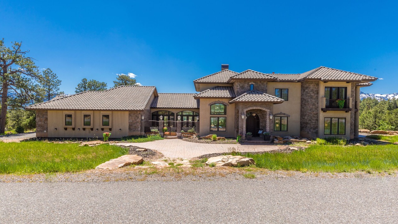 Photo of Outdoor in Loghill Village