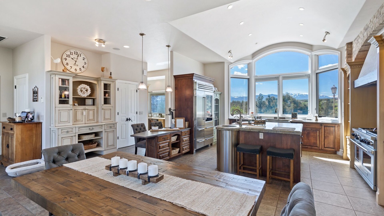 Photo of Kitchen in Loghill Village