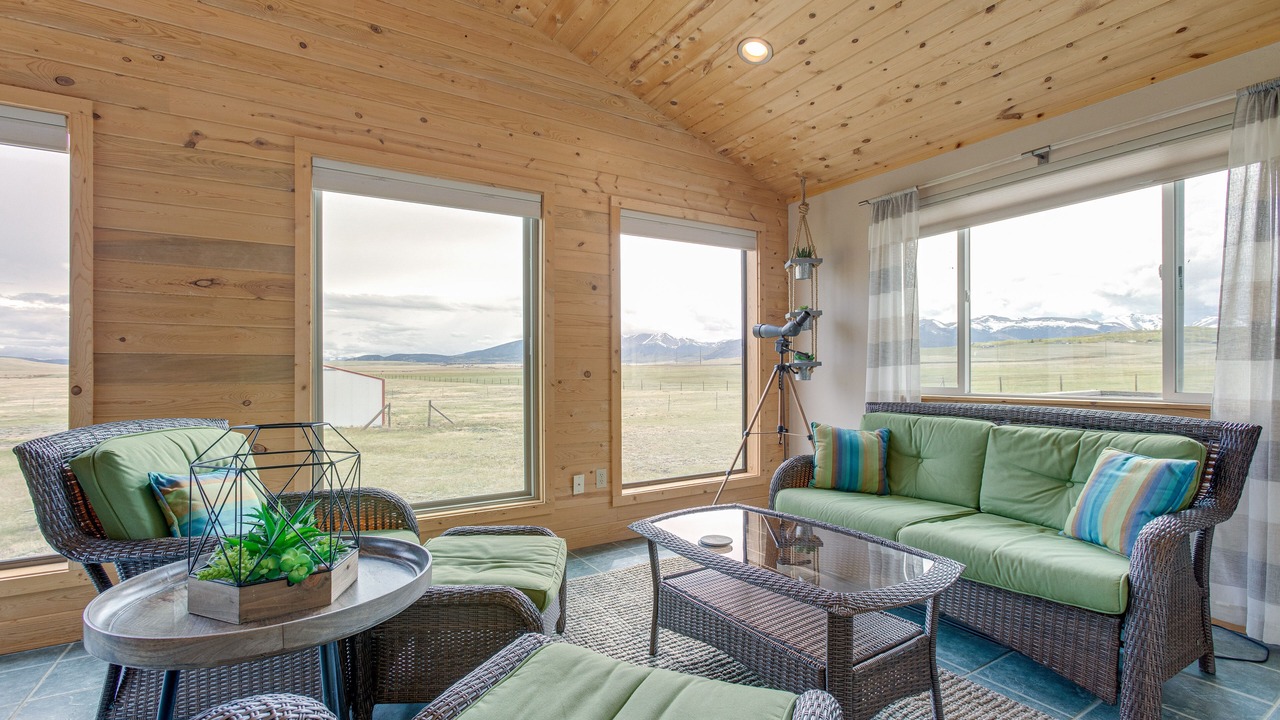 Photo of Livingroom in Jefferson