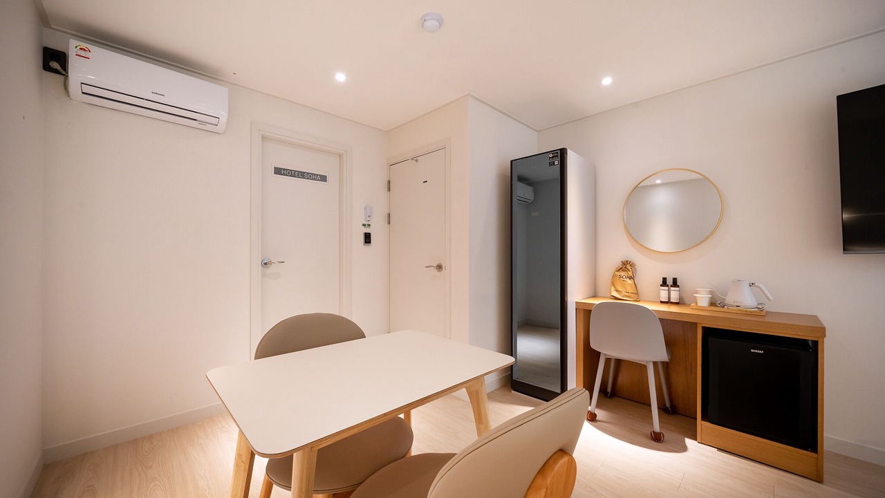 Photo of Bedroom in Gumi