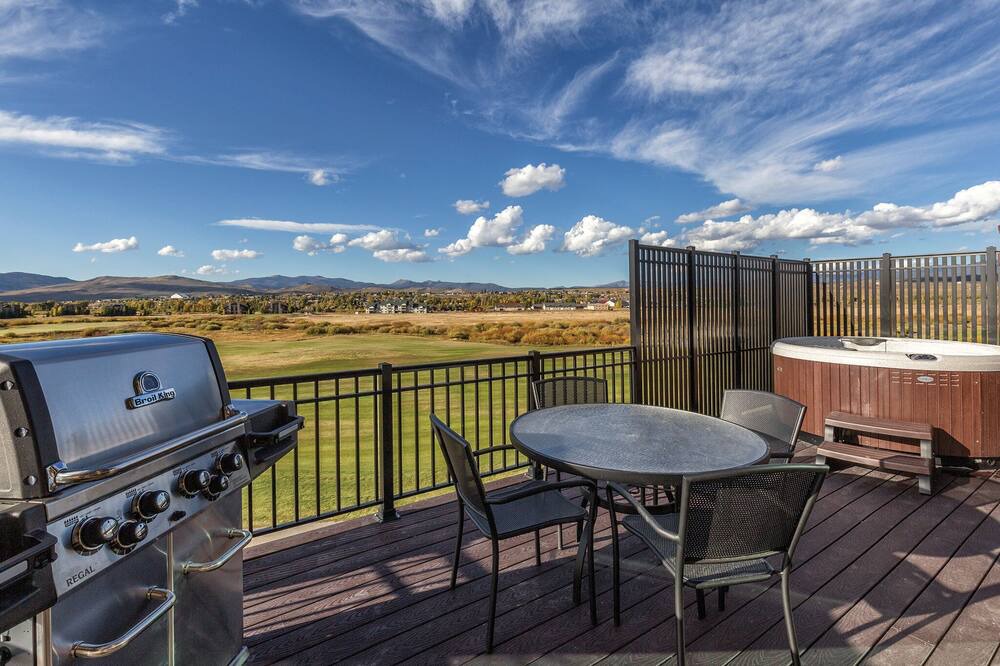 Photo of Patio Balcony in Grand Elk Ranch