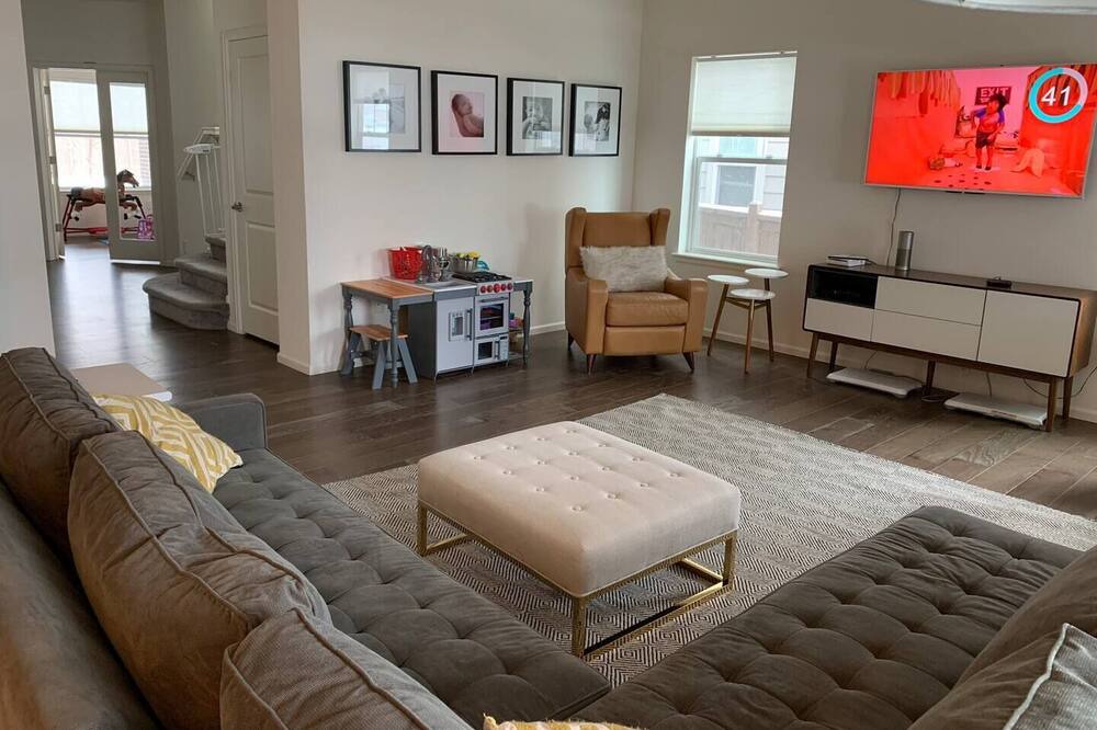 Photo of Livingroom in Golden