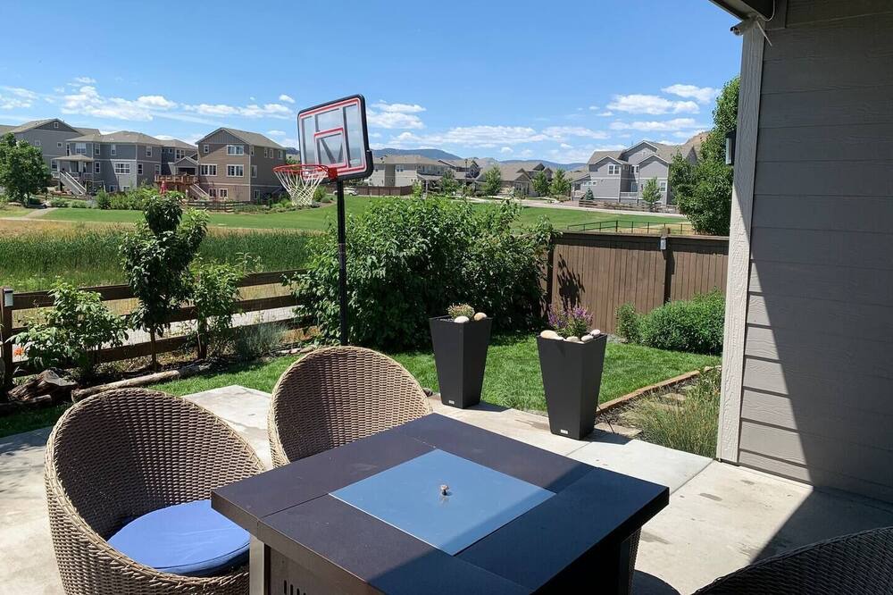 Photo of Outdoor in Golden