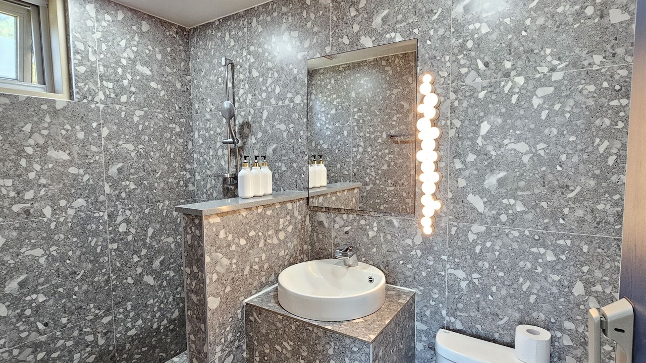 Photo of Bathroom in Pyoseon