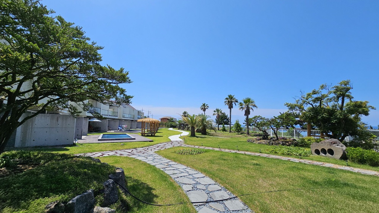 Photo of Outdoor in Pyoseon