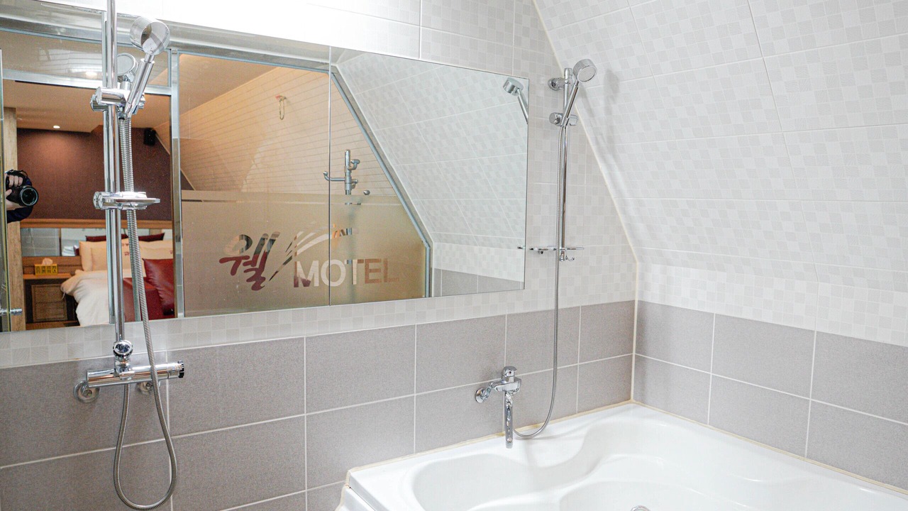 Photo of Bathroom in Mokpo