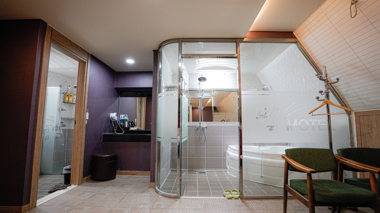 Photo of Bathroom in Mokpo