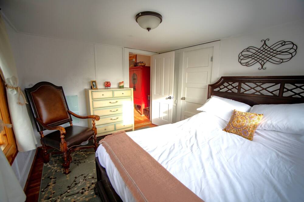 Photo of Bedroom in Crawford