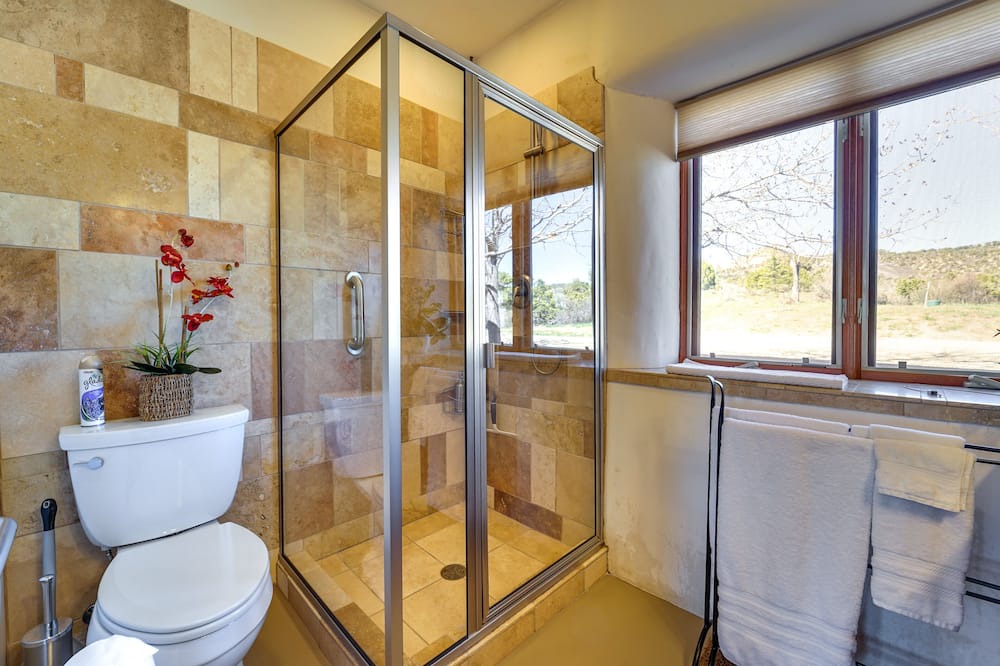 Photo of Bathroom in Mancos